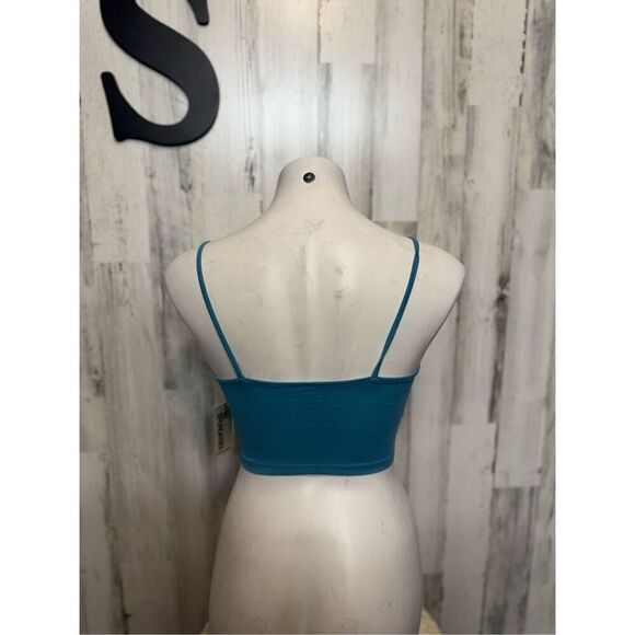 Blue tank top - Picture 2 of 7